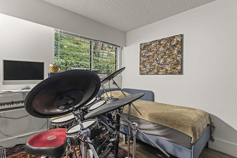 1185 Lillooet Road North Vancouver, BC - 29