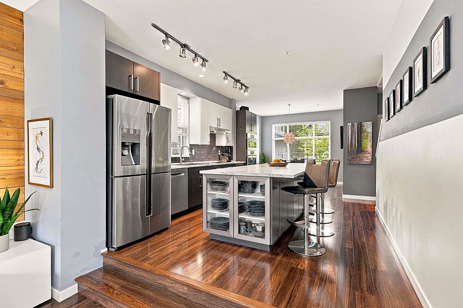 709 Premier Street North Vancouver, BC - 9
