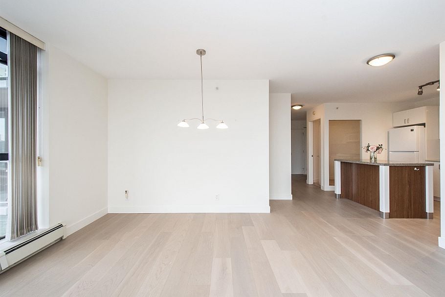712 175 W 1st Street North Vancouver, BC - 5