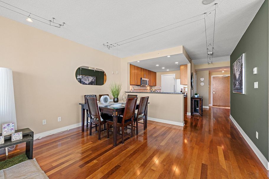 1204 1483 W 7th Avenue Vancouver, BC - 18