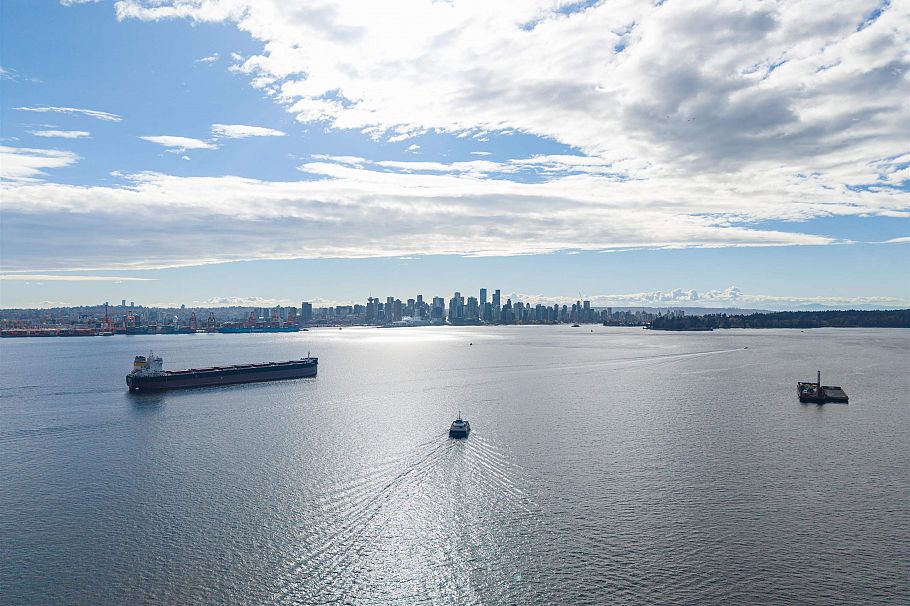 18 222 E 5th Street North Vancouver, BC - 37