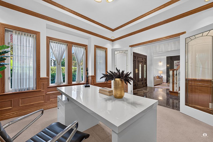 3838 W 38th Avenue Vancouver, BC - 4