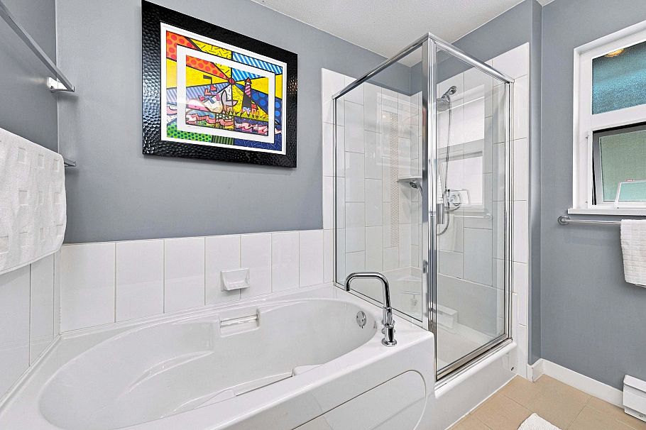 709 Premier Street North Vancouver, BC - 23
