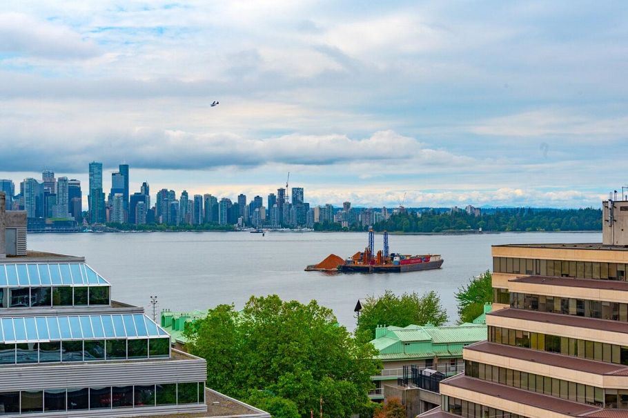 712 175 W 1st Street North Vancouver, BC - 1
