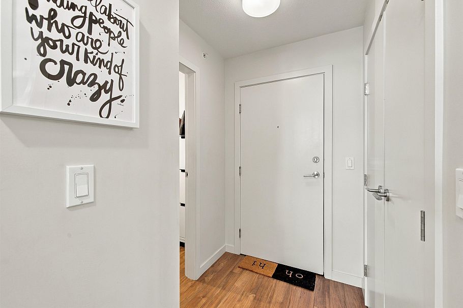 504 1677 Lloyd Avenue North Vancouver, BC - 23
