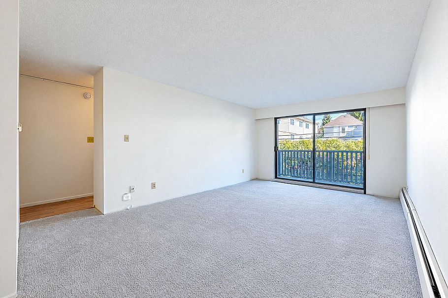 214 310 W 3rd Street North Vancouver, BC - 3