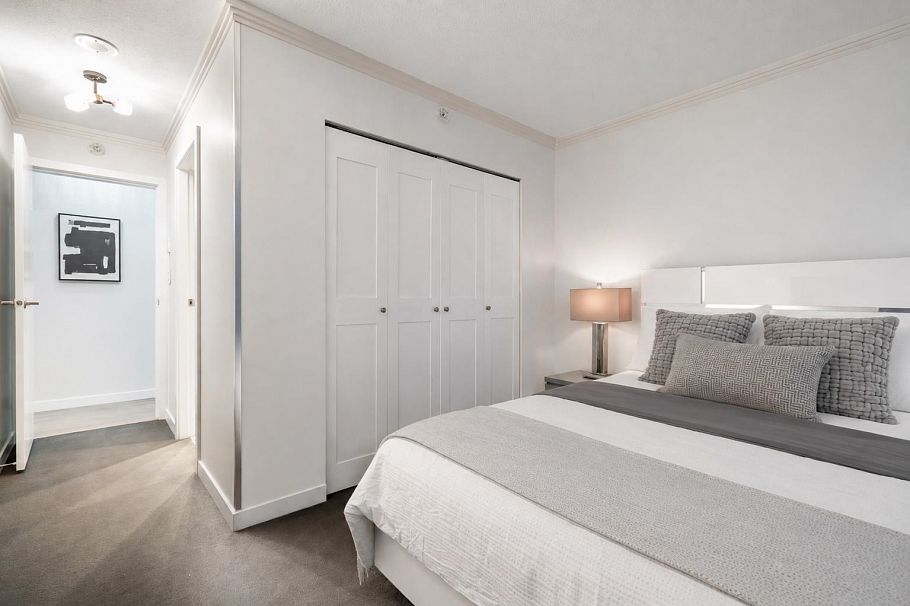 1208 111 W Georgia Street Vancouver, BC - 26