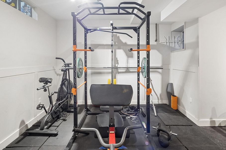 3 230 W 15th Street North Vancouver, BC - 31