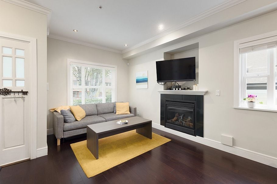 1288 E 24th Avenue Vancouver, BC - 4
