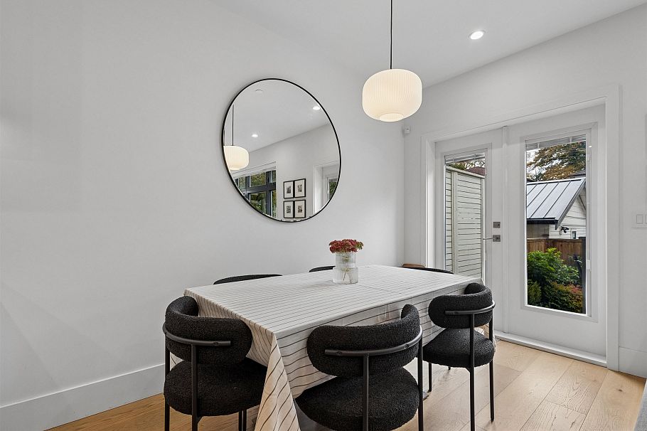 1014 E 16th Avenue Vancouver, BC - 13