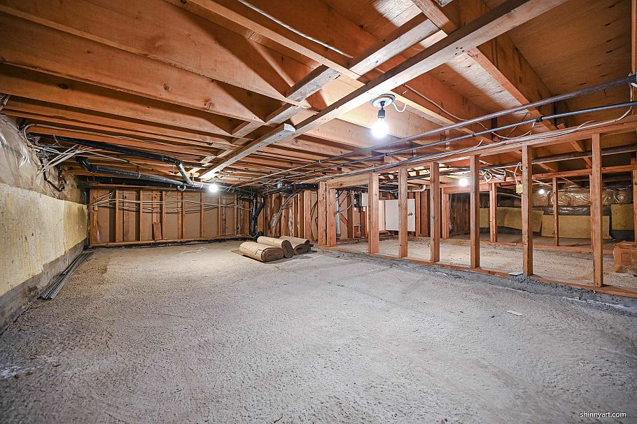 2893 W 20th Avenue Vancouver, BC - 33