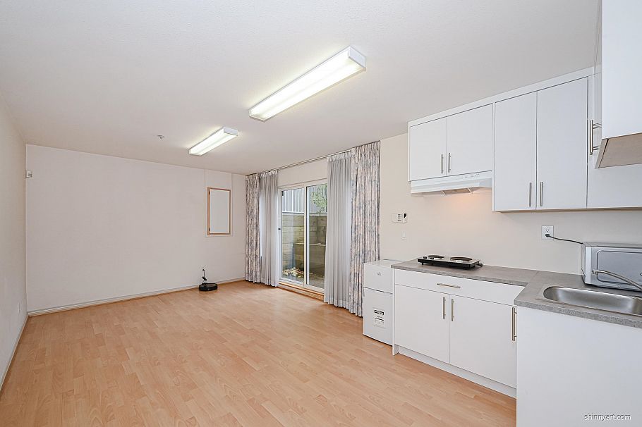 2893 W 20th Avenue Vancouver, BC - 11