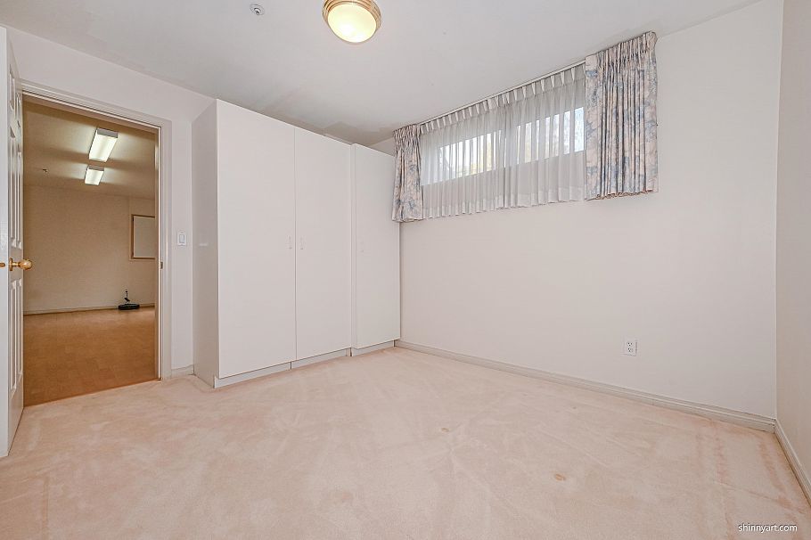 2893 W 20th Avenue Vancouver, BC - 12