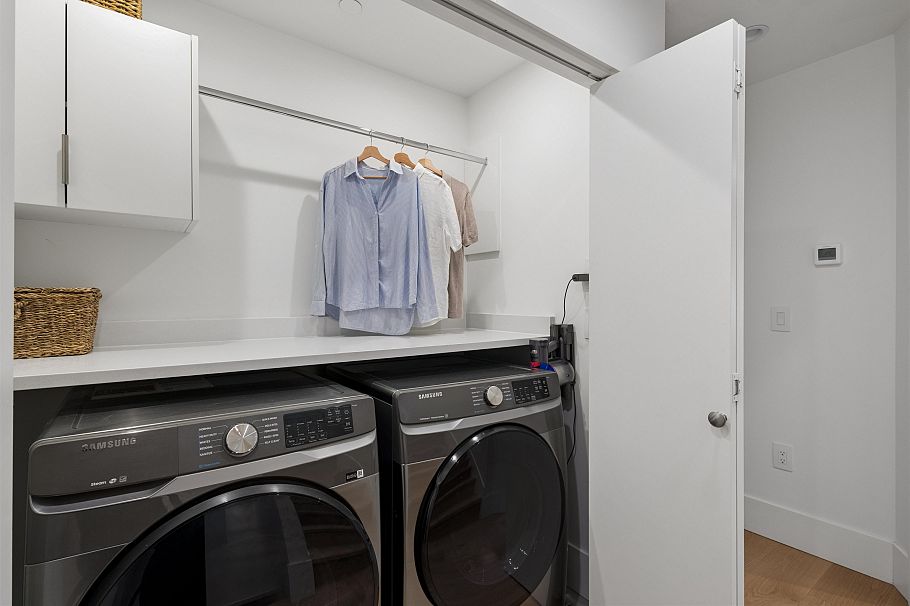 1014 E 16th Avenue Vancouver, BC - 36