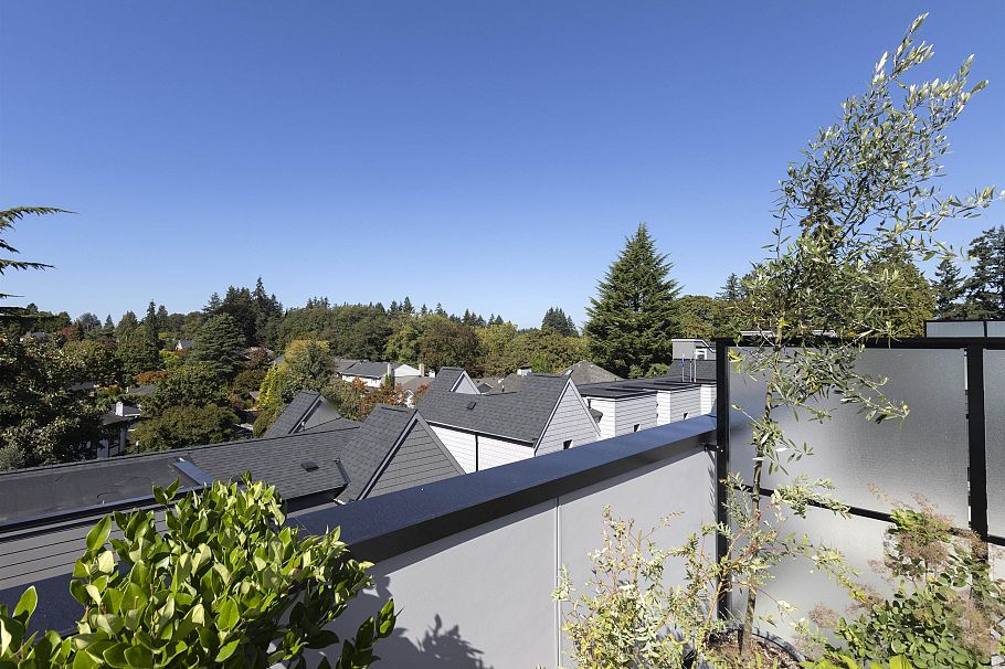 154 5377 Oak Street Vancouver, BC - 29