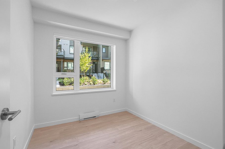 120 954 Lytton Street North Vancouver, BC - 18