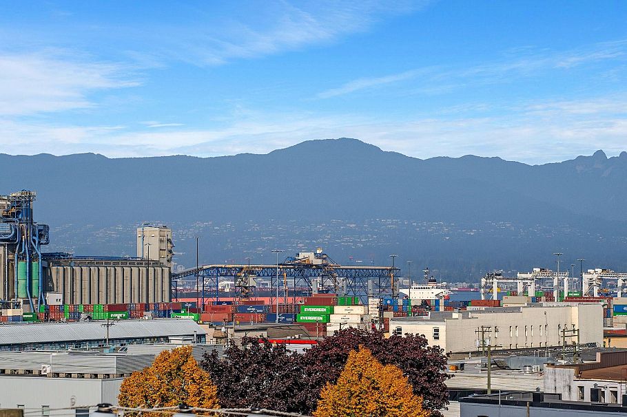 312 1647 E Pender Street Vancouver, BC - 22