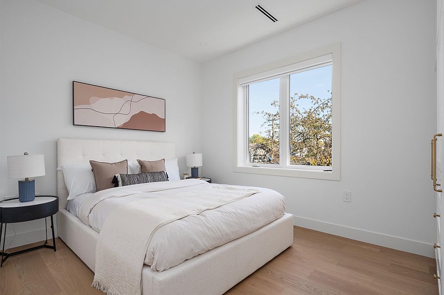 2 127 W 17th Avenue Vancouver, BC - 25