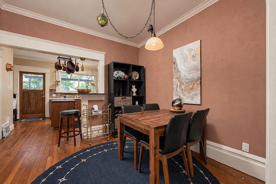 1761 E 4th Avenue Vancouver, BC - 9