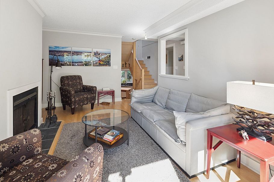 3 230 W 15th Street North Vancouver, BC - 10