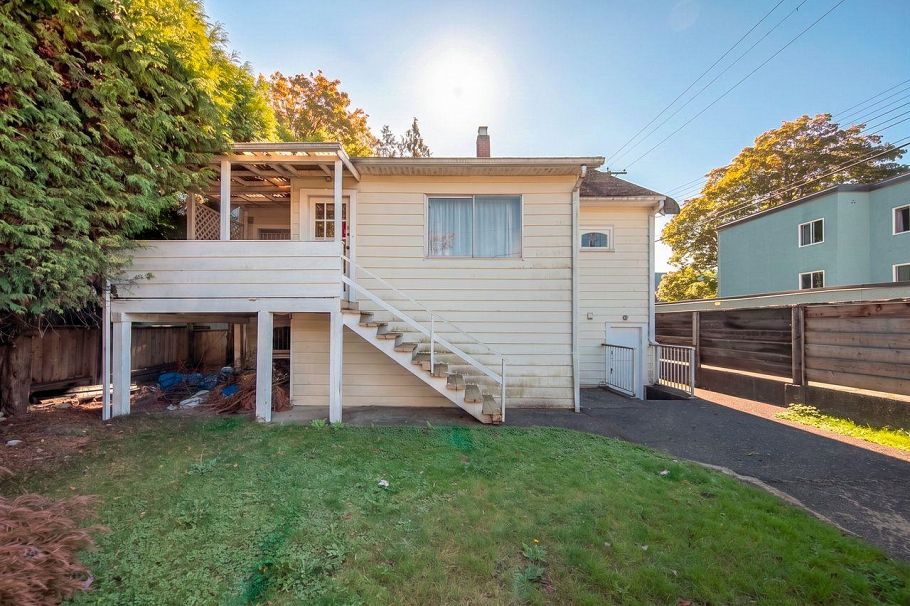481 W 21st Avenue Vancouver, BC - 7