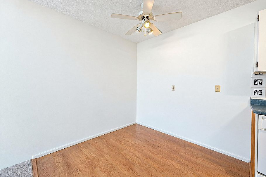 214 310 W 3rd Street North Vancouver, BC - 20