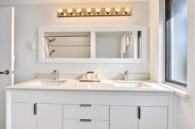 409 3980 Inlet Crescent North Vancouver, BC - 11