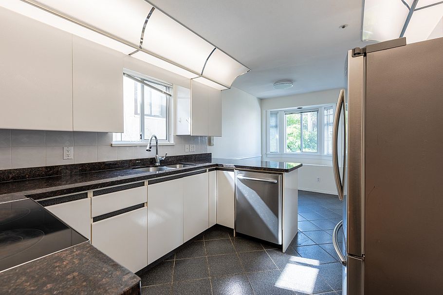 6775 Culloden Street Vancouver, BC - 5