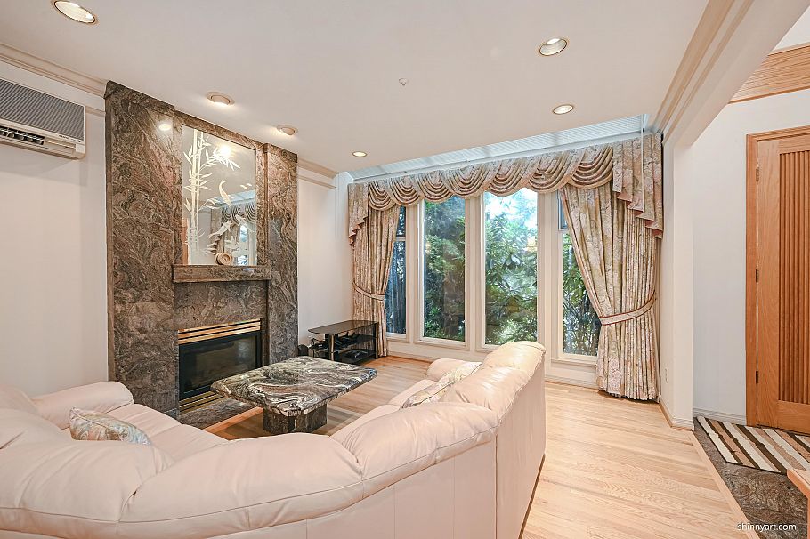 2893 W 20th Avenue Vancouver, BC - 8