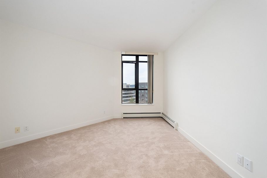 712 175 W 1st Street North Vancouver, BC - 21