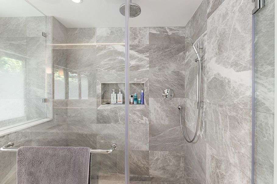 540 Brand Street North Vancouver, BC - 24