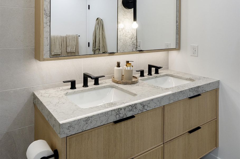 154 5377 Oak Street Vancouver, BC - 18