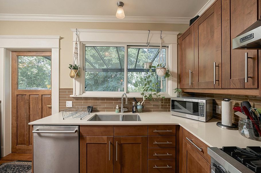 1761 E 4th Avenue Vancouver, BC - 15