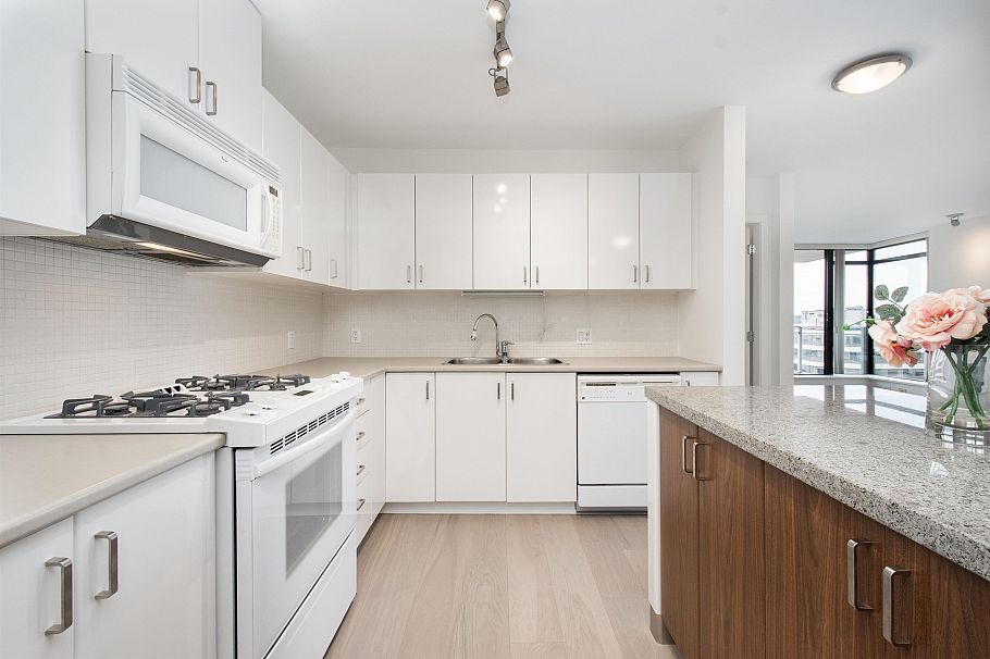 712 175 W 1st Street North Vancouver, BC - 13
