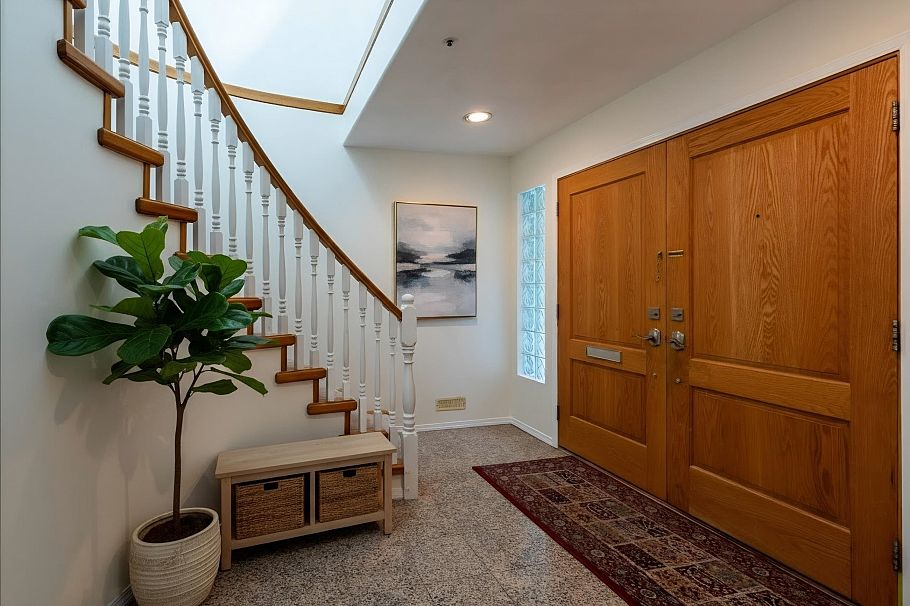 6775 Culloden Street Vancouver, BC - 3