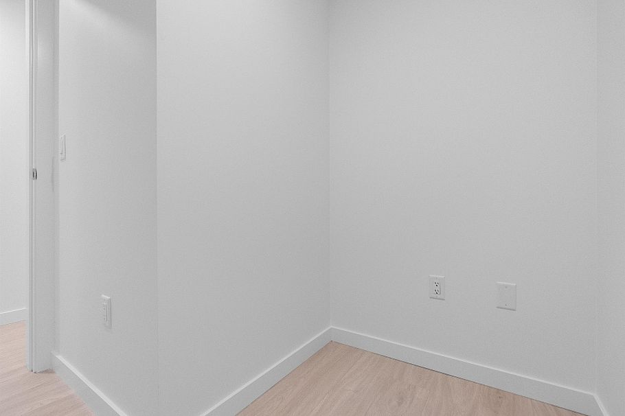 120 954 Lytton Street North Vancouver, BC - 21