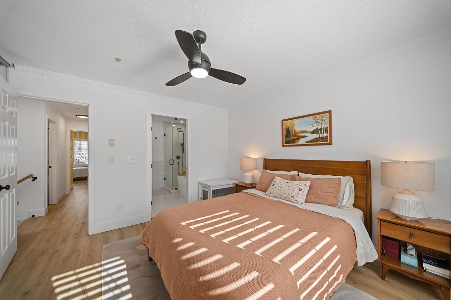 18 222 E 5th Street North Vancouver, BC - 24