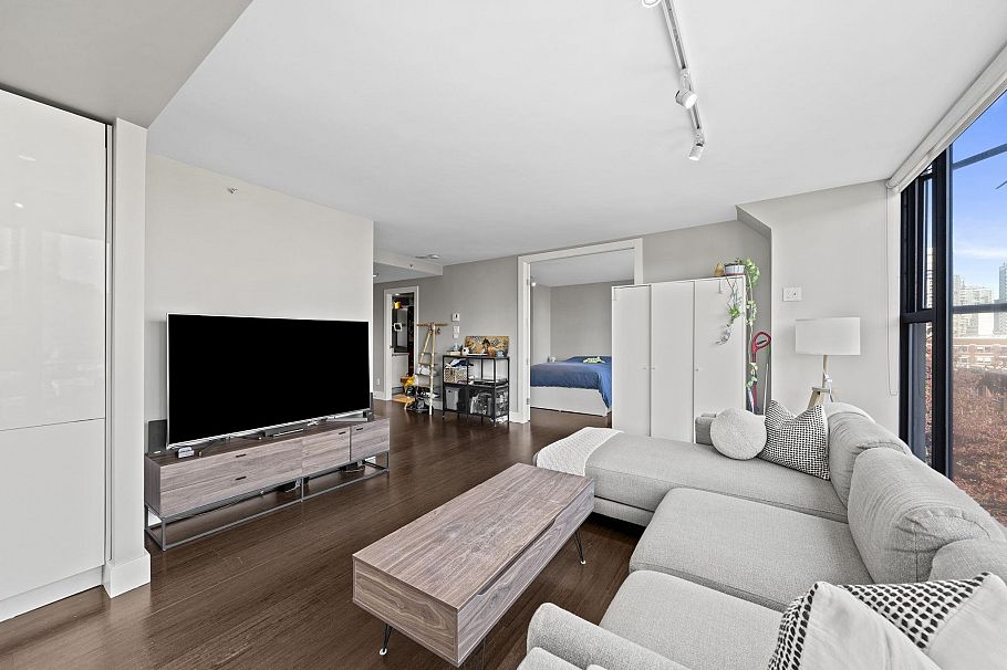 601 1155 Homer Street Vancouver, BC - 9