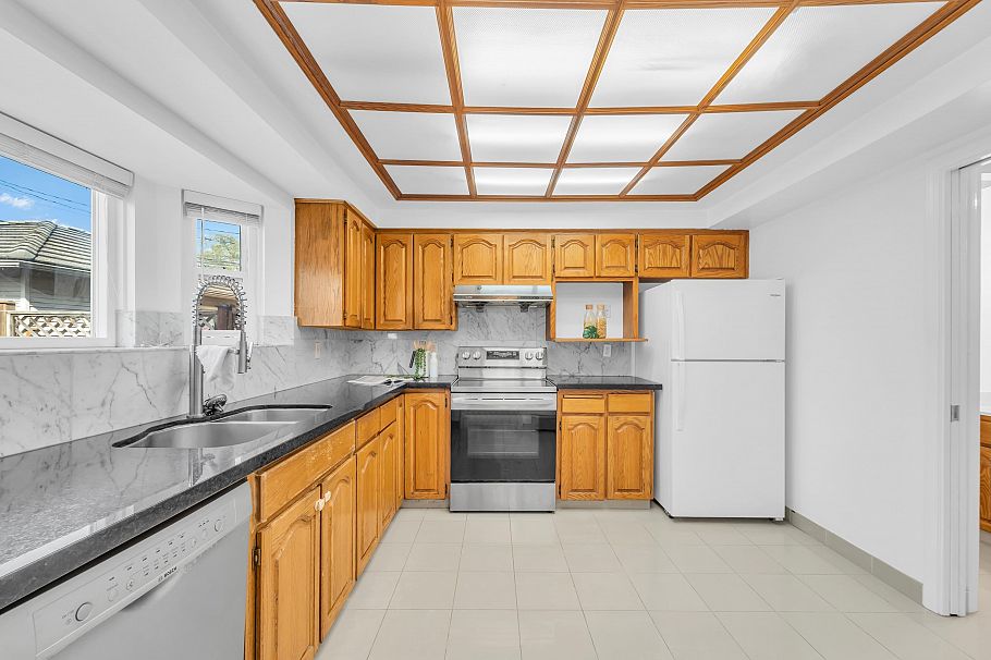 8377 Shaughnessy Street Vancouver, BC - 5