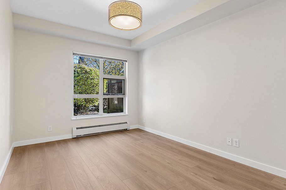 109 1033 St. Georges Avenue North Vancouver, BC - 15
