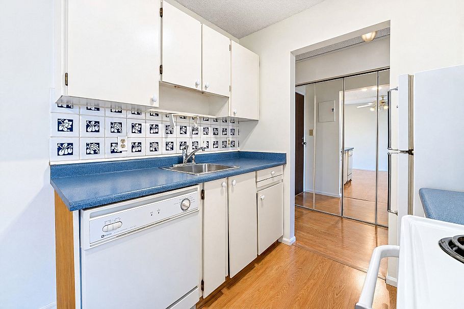 214 310 W 3rd Street North Vancouver, BC - 8