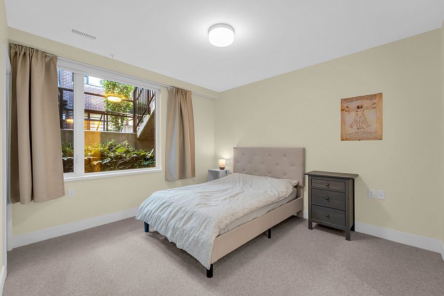 7637 Yukon Street Vancouver, BC - 25