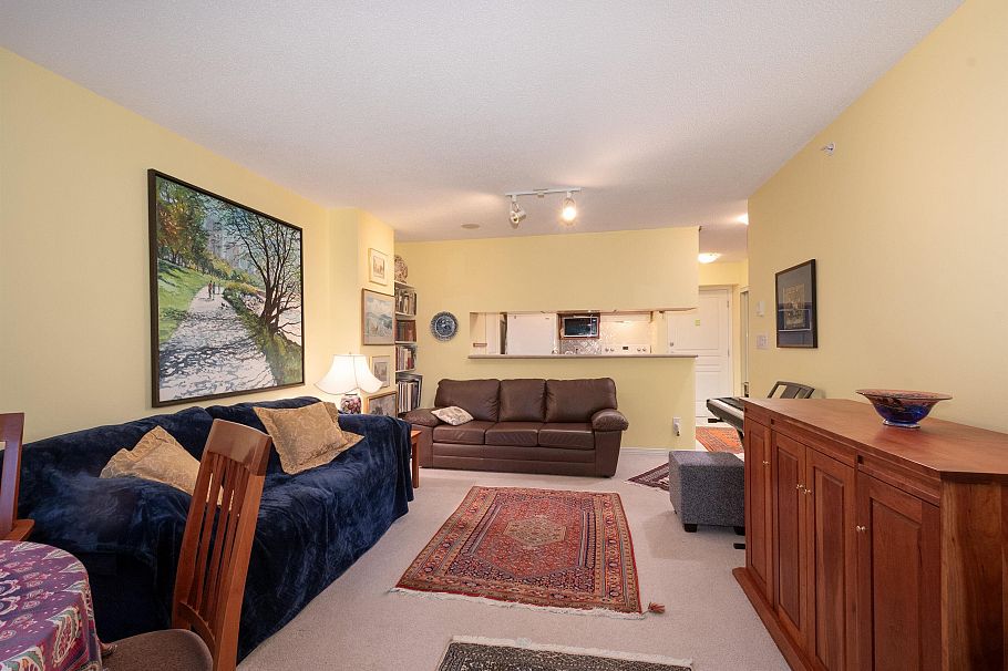 805 5639 Hampton Place Vancouver, BC - 10