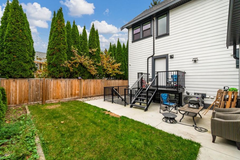 425 N Kaslo Street Vancouver, BC - 18