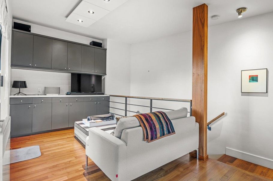 1 2450 Alma Street Vancouver, BC - 17