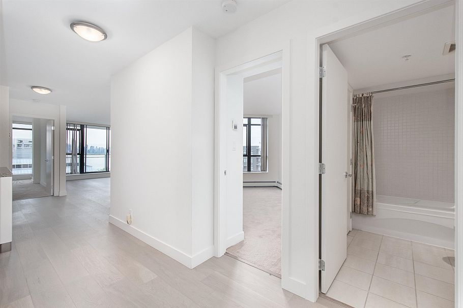 712 175 W 1st Street North Vancouver, BC - 26