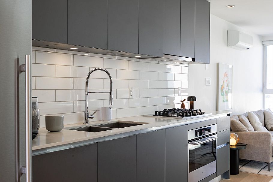 309 1647 E Pender Street Vancouver, BC - 15