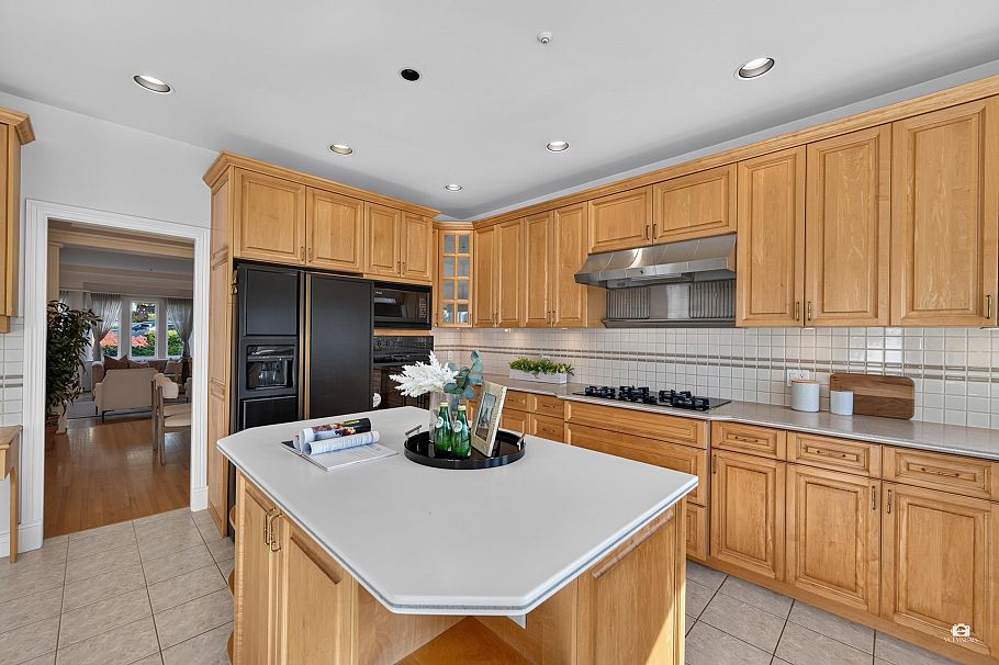 3838 W 38th Avenue Vancouver, BC - 17