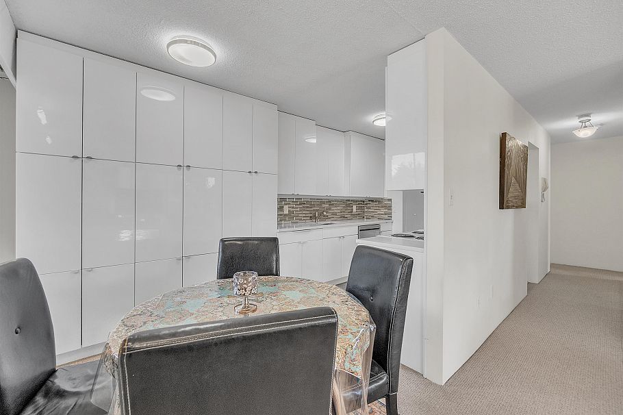 205 1610 Chesterfield Avenue North Vancouver, BC - 8