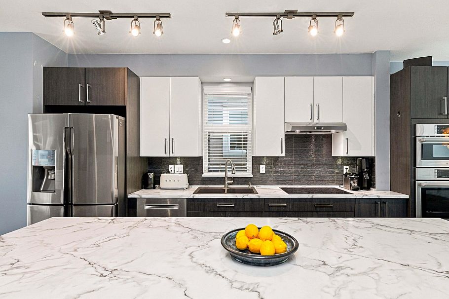 709 Premier Street North Vancouver, BC - 11